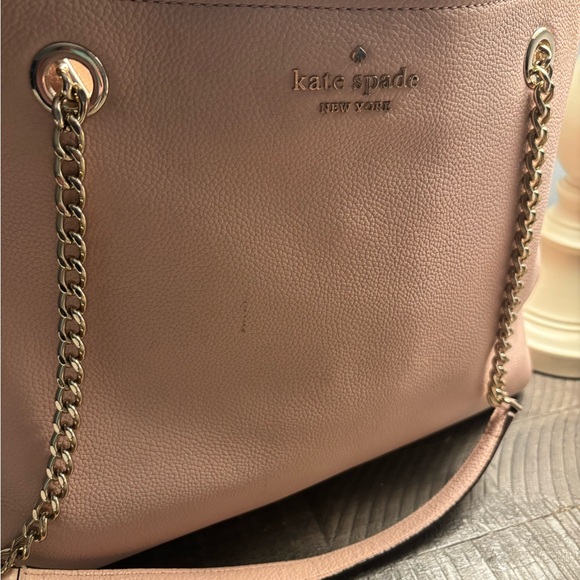 Kate Spade Blush Jordyn Medium Chain Handle Bag with Gold Chain - Picture 2 of 15